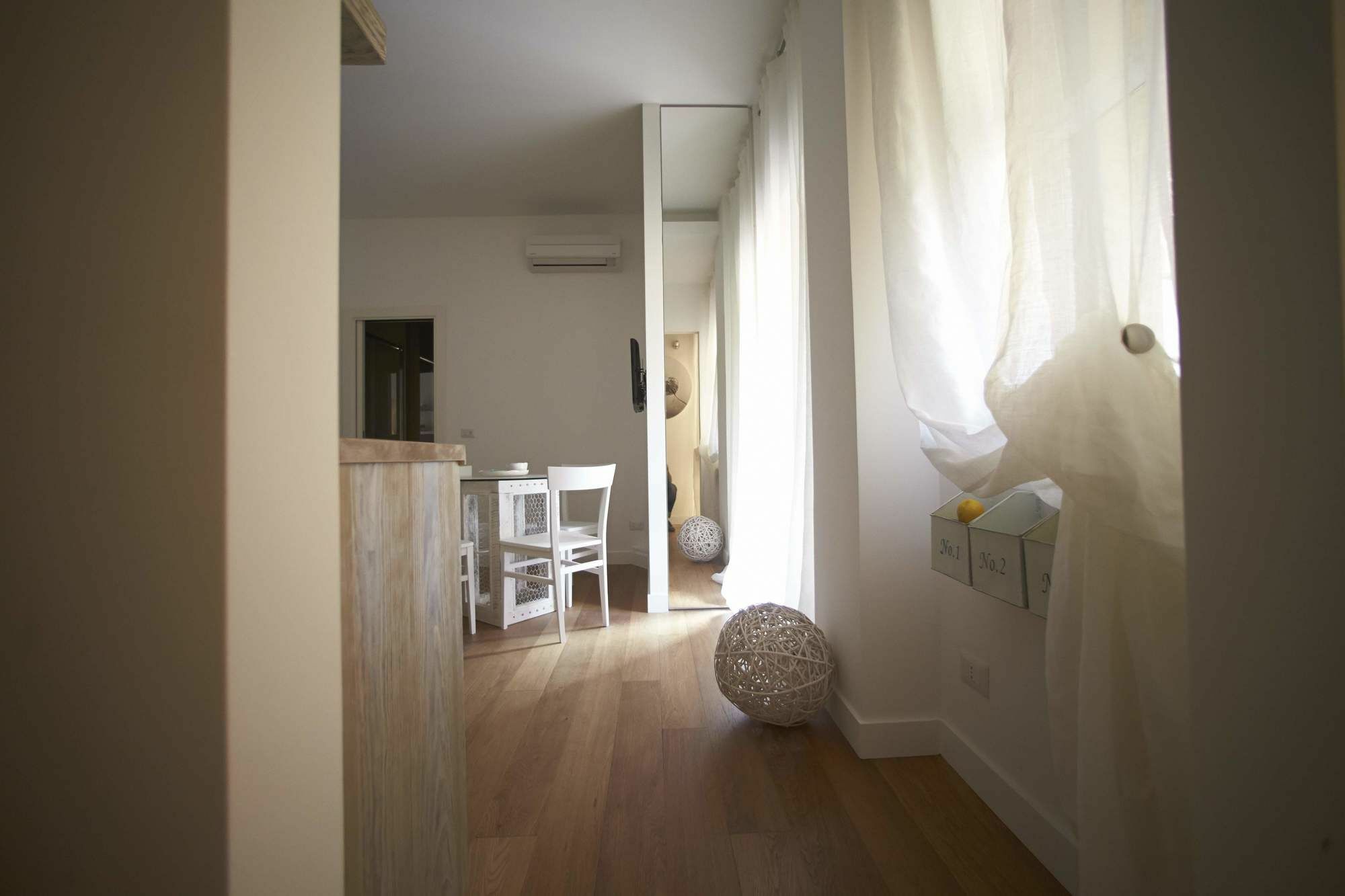 Ferrini Home - Suites カターニア エクステリア 写真